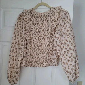 Ruffled front top